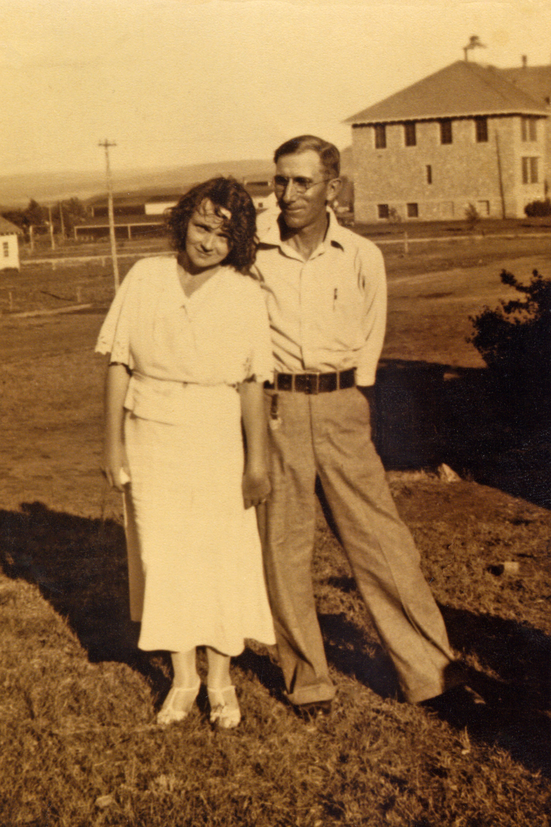  Earl and Lily (Nelson) Kipp